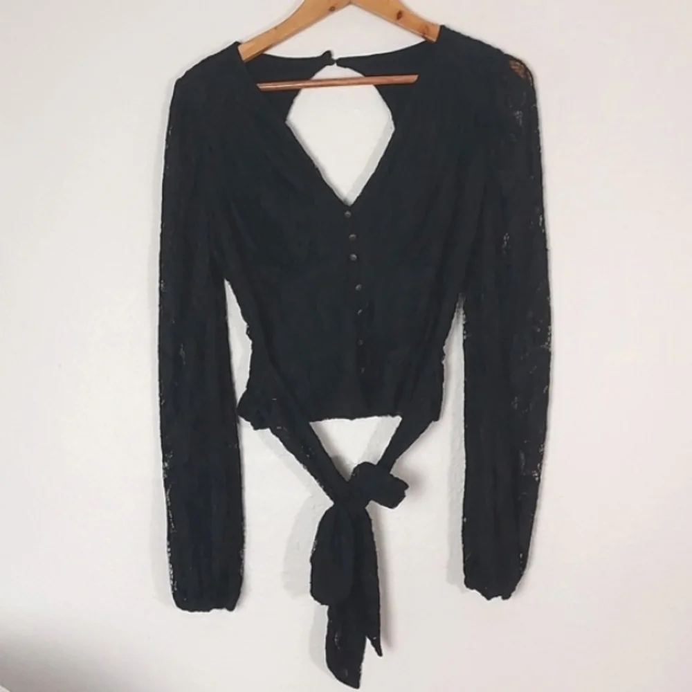 By Anthropologie Balloon-Sleeve Lace Wrap Blouse Black Small
